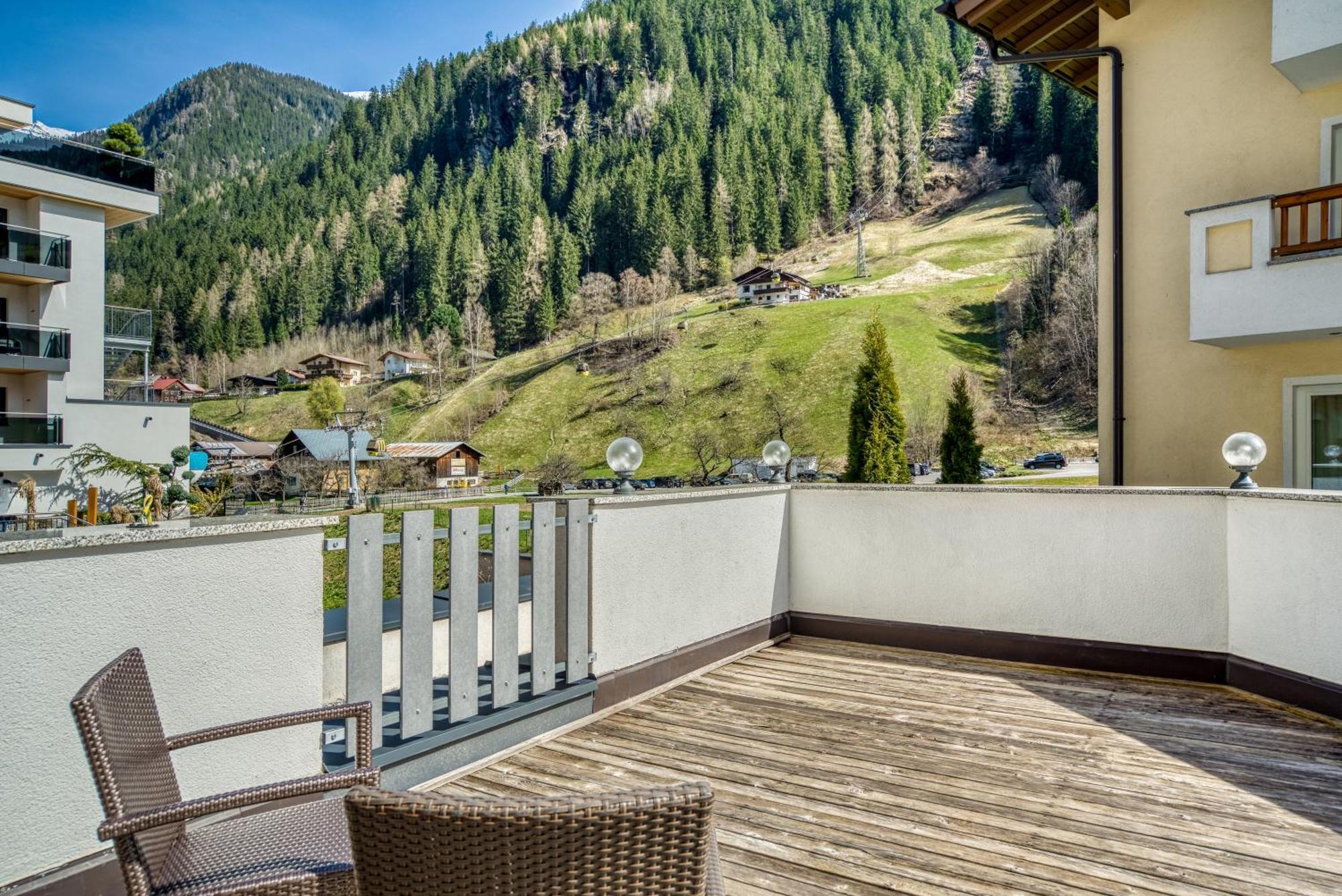 Mallaun Hotel.Erlebnis See Exterior foto