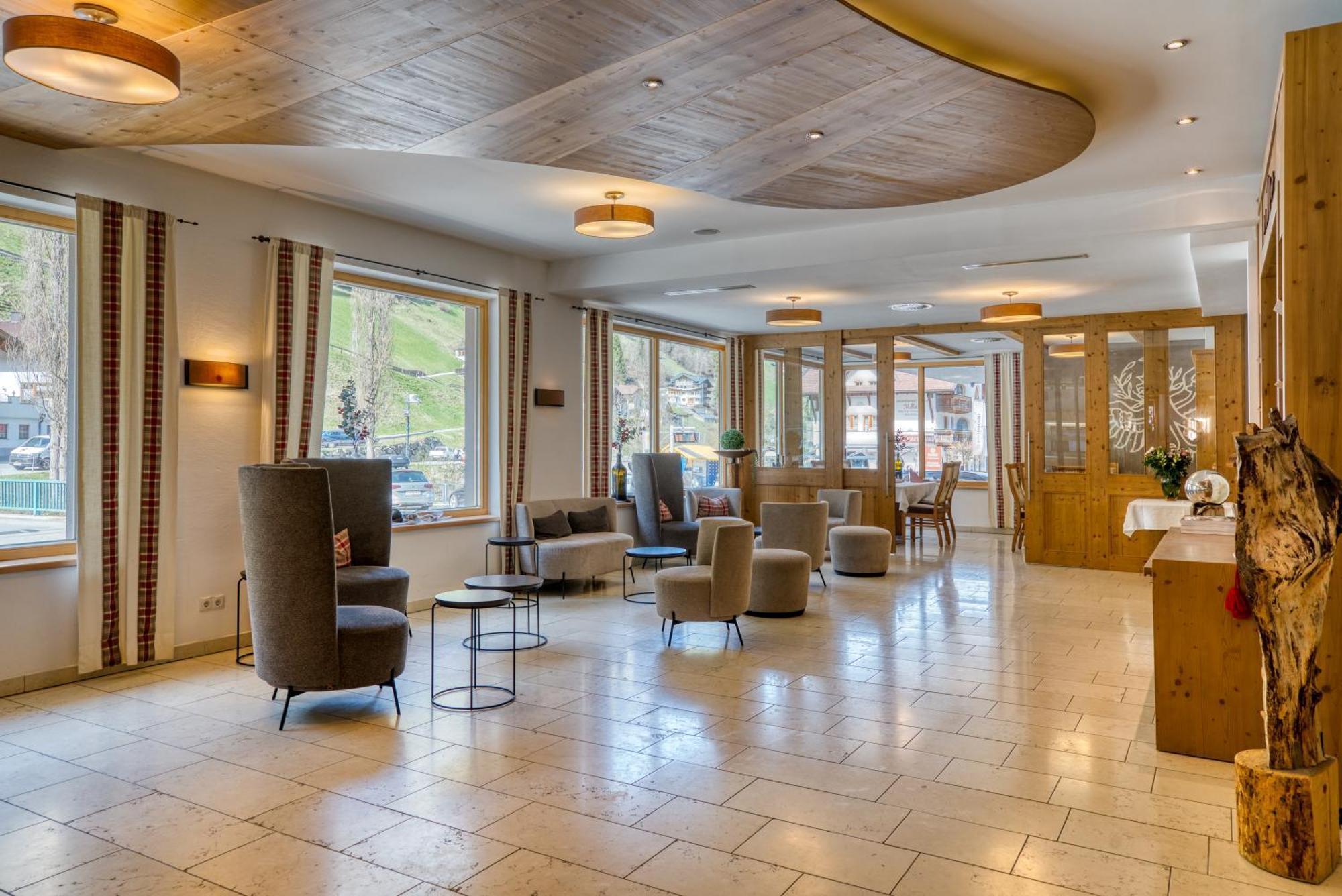 Mallaun Hotel.Erlebnis See Exterior foto