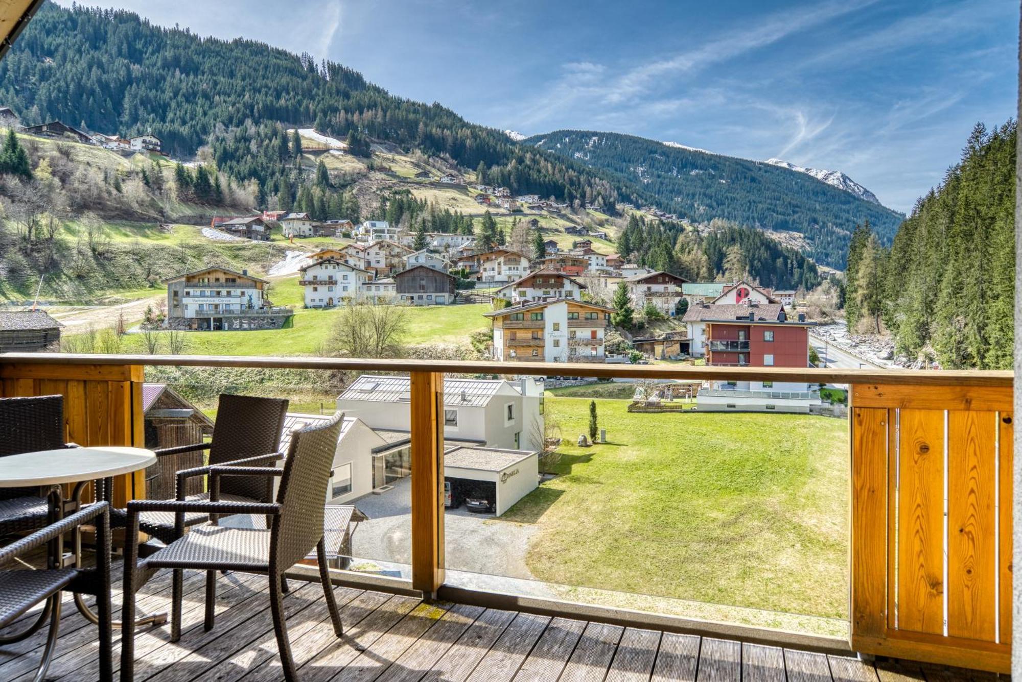 Mallaun Hotel.Erlebnis See Exterior foto
